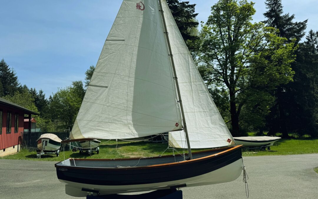 Available Now 2008 12′ Point Defiance Sailboat