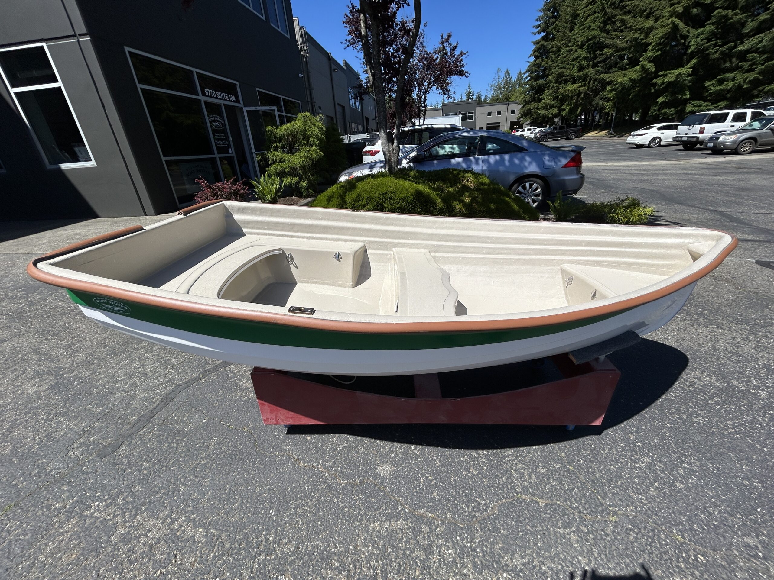 8′ Nisqually Rowboat - Forest Green